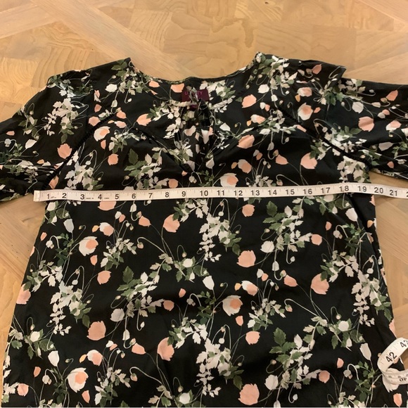 J Crew Liberty Art Fabrics Floral Peasant Blouse Top size Small S Neck Tie - Picture 12 of 13